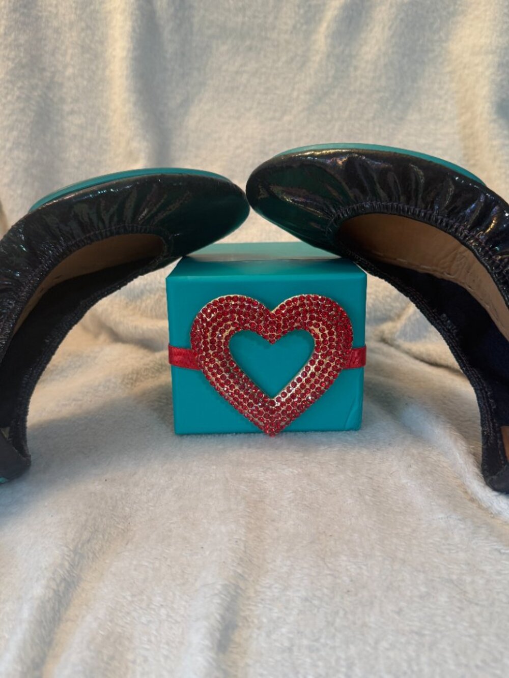 Arabian Nights Tieks size 8 with Box, Pouch/Bag and LE VD Crystal Heart Topper - Picture 6 of 17